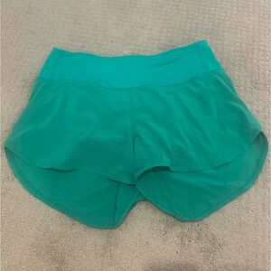 lululemon kelly green run speed up high rise short 4”